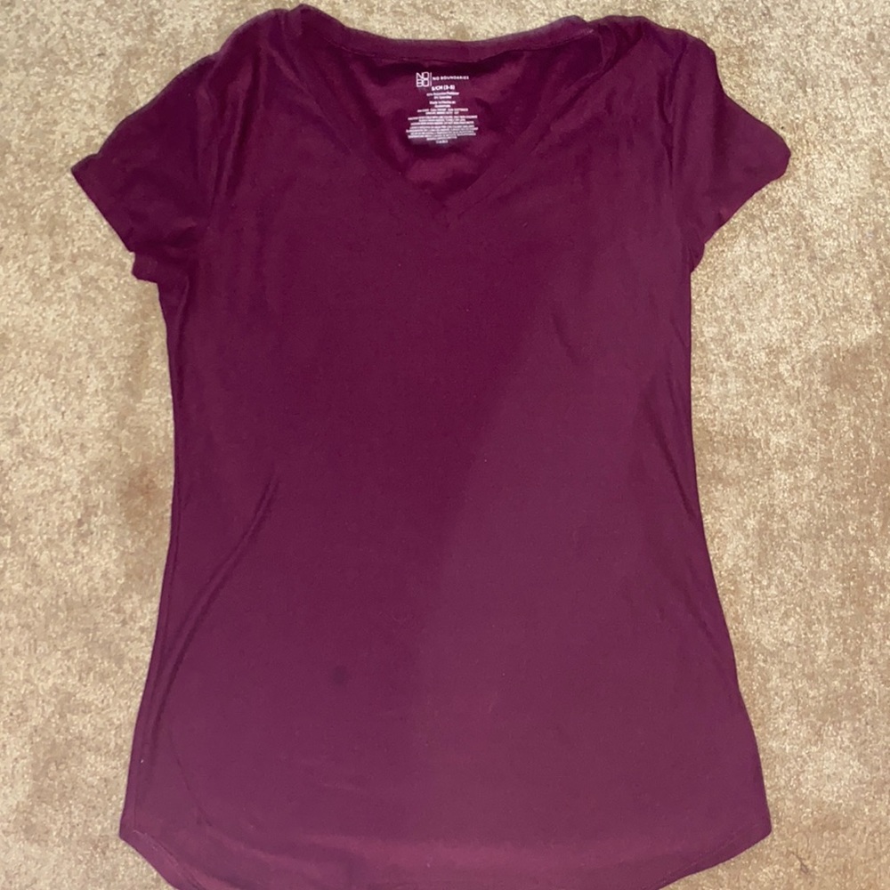V neck tee